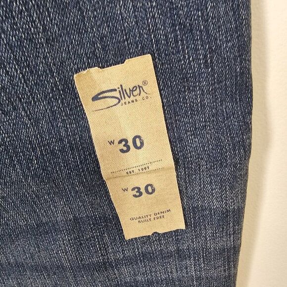 NWT SILVER JEANS AVERY SKINNY CROP ULTRA CURVY HIGH RISE SIZE 30 WOMENS - Picture 10 of 16